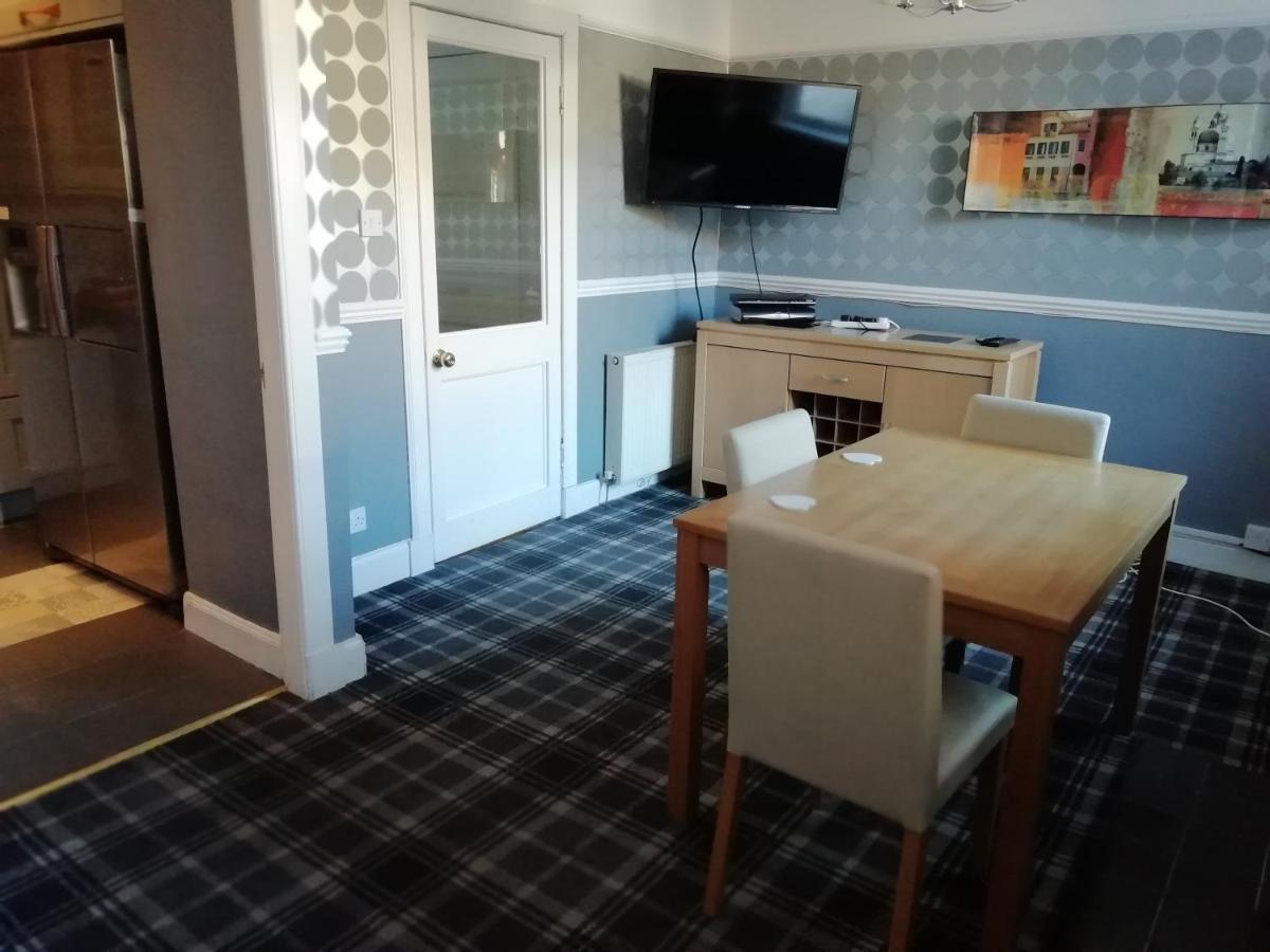 Carvetii - Halite House - 3 Bed House Sleeps Up To 5 People Apartment Tillicoultry ภายนอก รูปภาพ
